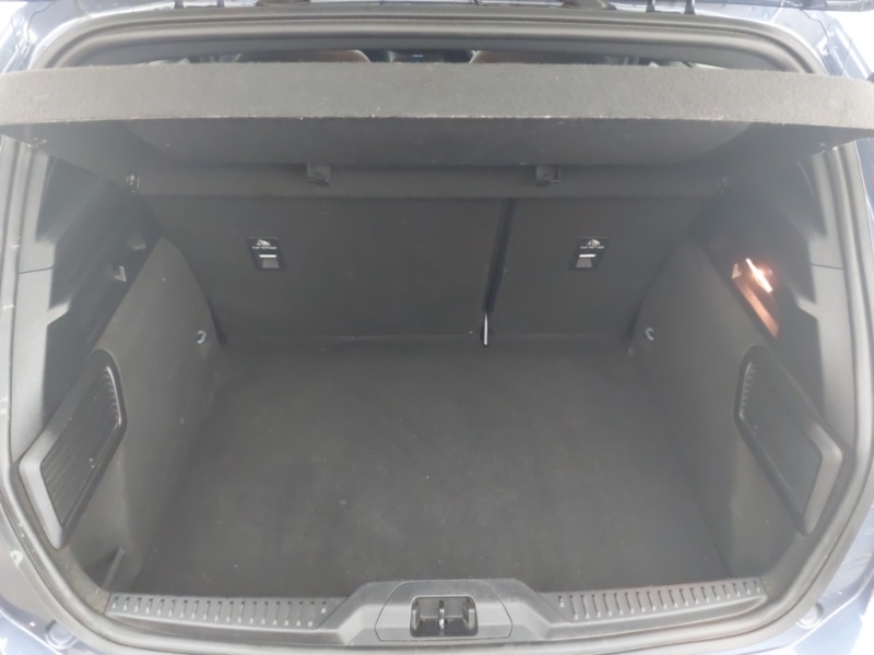 Used Ford Focus 2021 for sale - 76947948: Photo 8