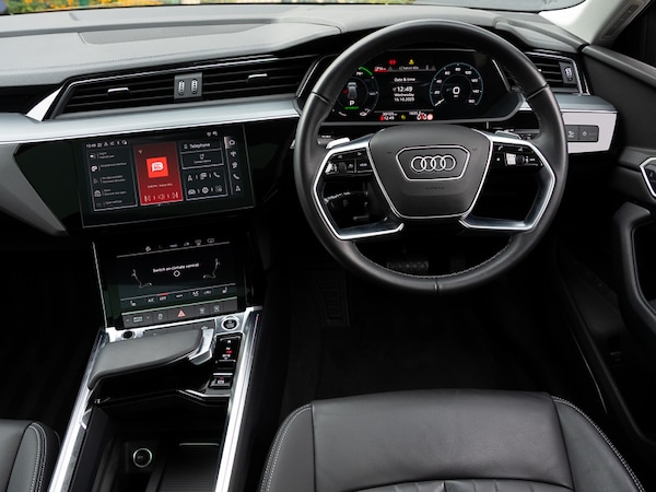 Used Audi Q8 2024 for sale - 76331219: Photo 7