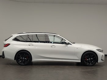 Used BMW 3 Series 2025 for sale - 76293695: Photo 2