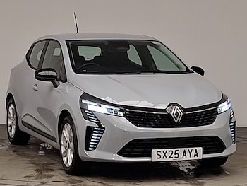 Used Renault Clio 2025 for sale - 77273600: Photo