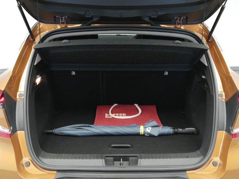 Used Renault Captur 2020 for sale - 76639814: Photo 8