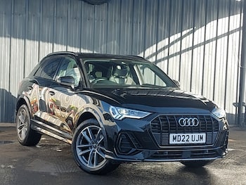 Used Audi Q3 2022 for sale - 77299100: Photo
