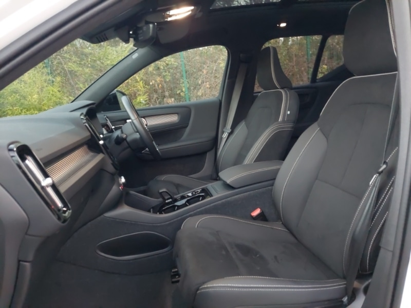 Used Volvo XC40 2024 for sale - 76771180: Photo 5