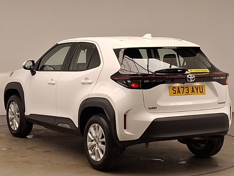 Used Toyota Yaris Cross 2023 for sale - 76849331: Photo 3