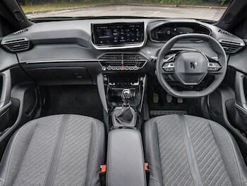 Used Peugeot 2008 2025 for sale - 77956028: Photo