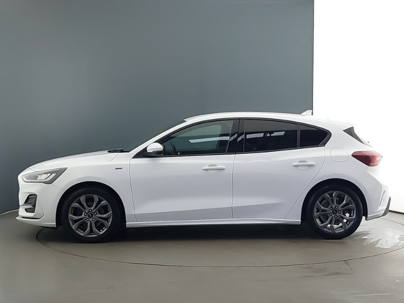 Used Ford Focus 2023 for sale - 77405826: Photo 4