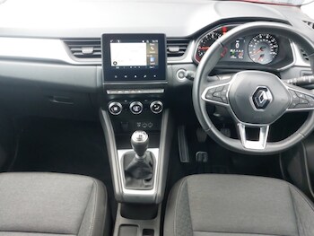 Used Renault Captur 2023 for sale - 77838143: Photo