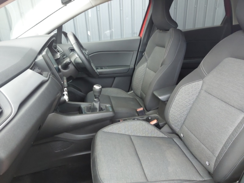 Used Renault Captur 2023 for sale - 77838143: Photo 5