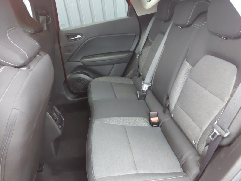 Used Renault Captur 2023 for sale - 77838143: Photo 6