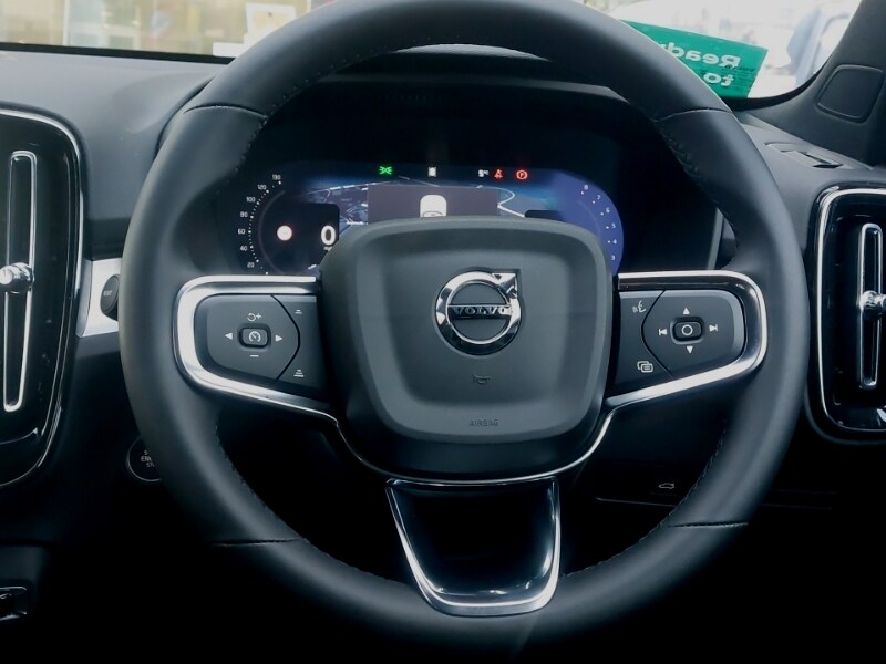 Used Volvo XC40 2025 for sale - 77752500: Photo 7