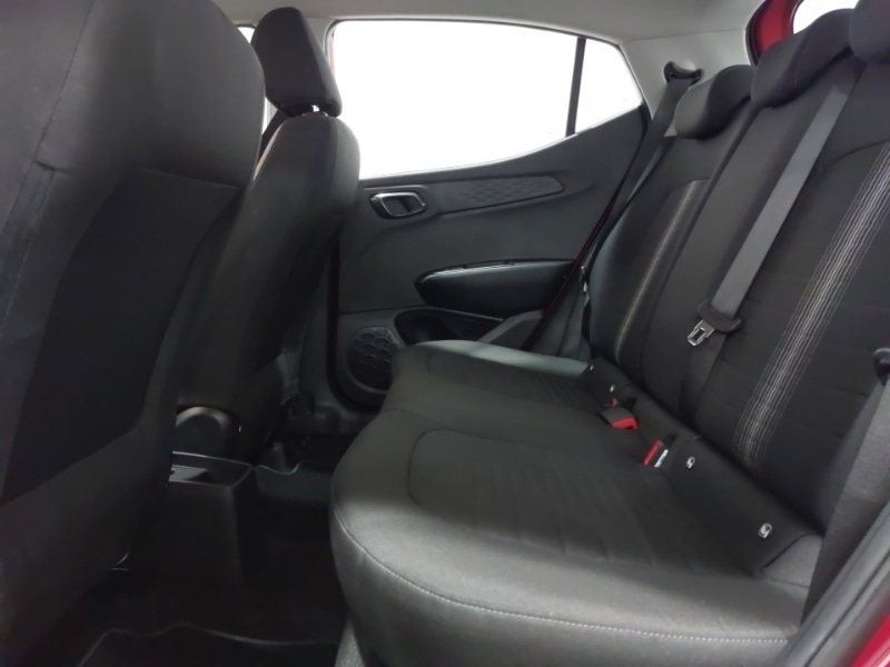 Used Hyundai i10 2023 for sale - 76571836: Photo 6