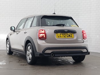 Used MINI Hatch 2022 for sale - 76855539: Photo