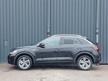 Used Volkswagen T-Roc 2025 for sale - 77767759: Photo