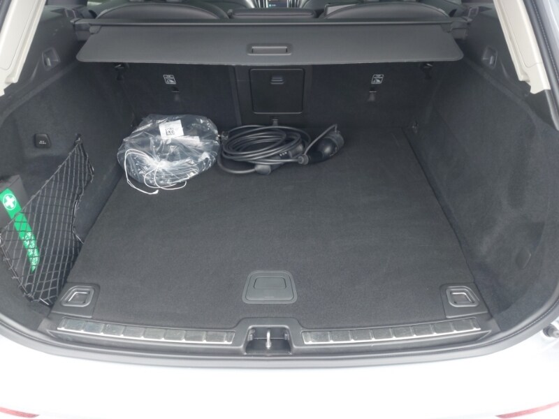 Used Volvo XC60 2024 for sale - 76369839: Photo 8