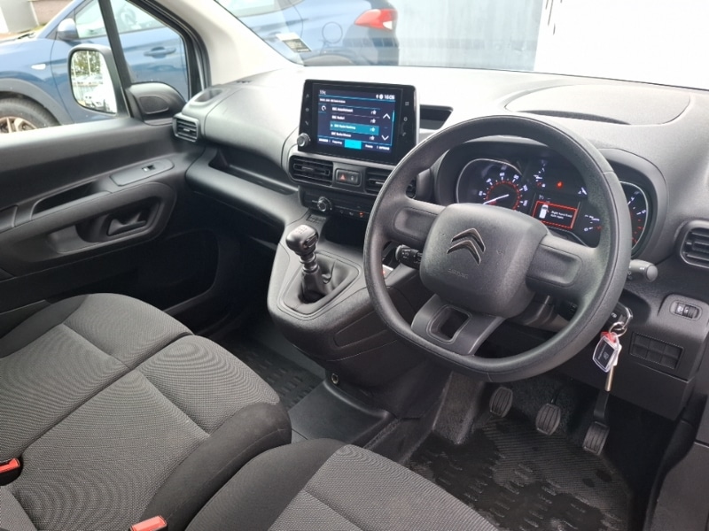 Used Citroen Berlingo 2023 for sale - 76387695: Photo 2