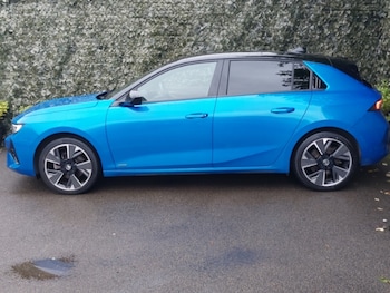 Used Vauxhall Astra 2023 for sale - 76195149: Photo 4