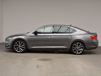 Used Skoda Superb 2024 for sale - 77597335: Photo