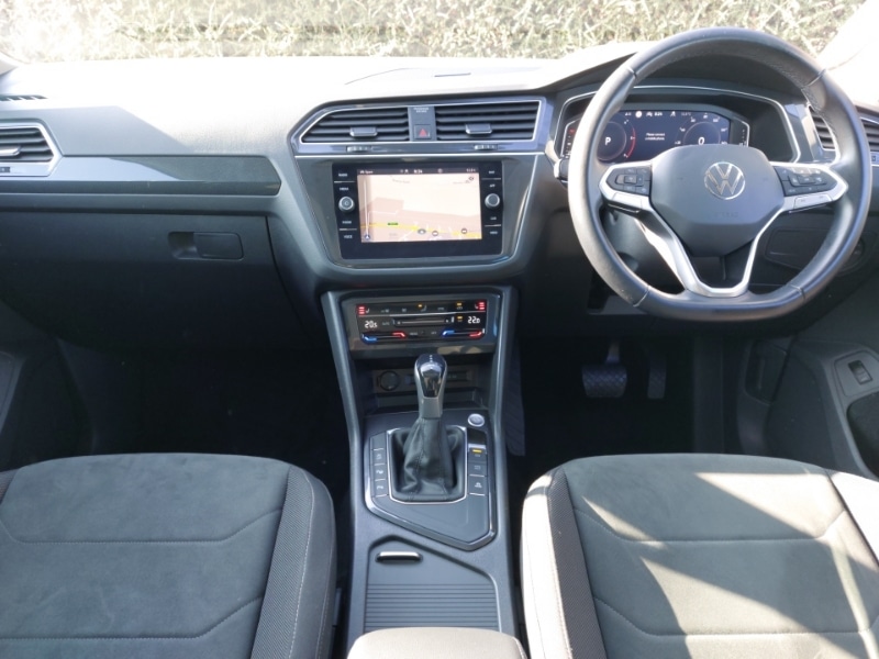 Used Volkswagen Tiguan 2021 for sale - 77950090: Photo 2