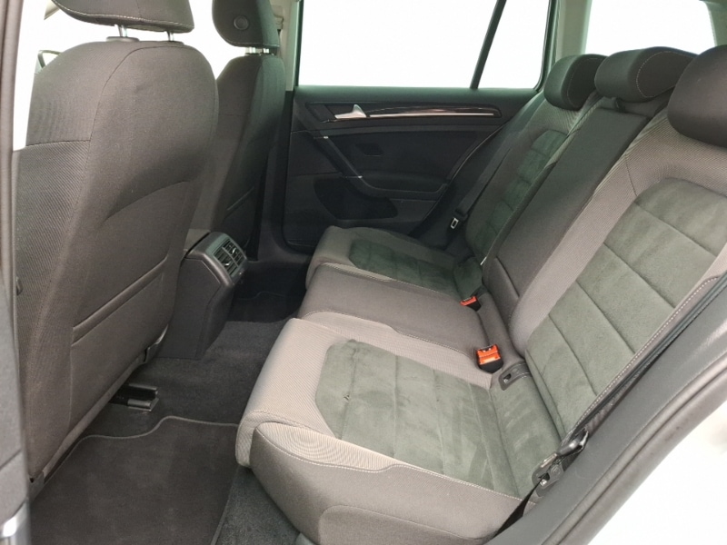 Used Volkswagen Golf 2020 for sale - 77911779: Photo 6