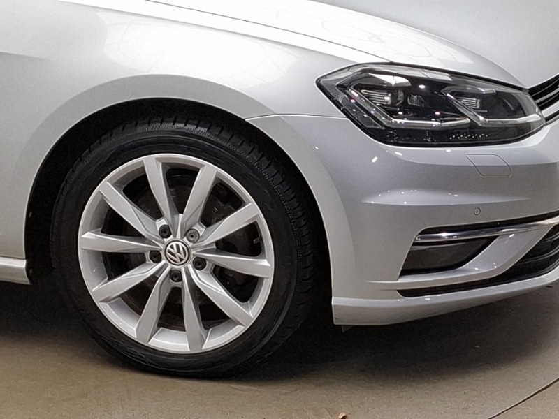 Used Volkswagen Golf 2020 for sale - 77911779: Photo 9