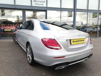 Used Mercedes-Benz E Class 2021 for sale - 76742143: Photo