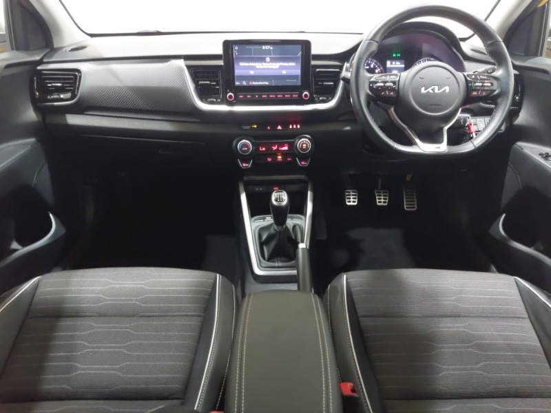 Used Kia Stonic 2022 for sale - 76097720: Photo 2