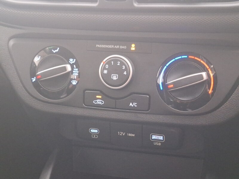 Used Hyundai i10 2024 for sale - 76532654: Photo 12