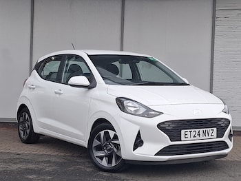 Used Hyundai i10 2024 for sale - 76532654: Photo