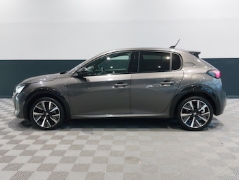 Used Peugeot 208 2020 for sale - 77049567: Photo