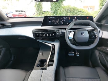 Used Peugeot 5008 2025 for sale - 75522650: Photo