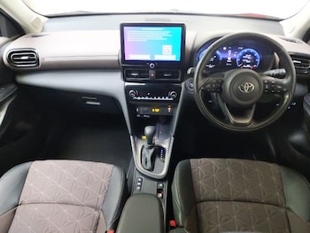 Used Toyota Yaris Cross 2024 for sale - 76864988: Photo