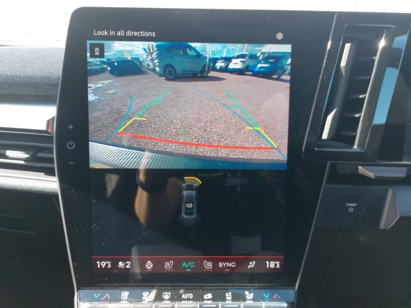 Used Renault Scenic E-Tech 2024 for sale - 77664680: Photo 10