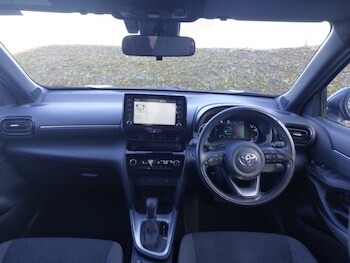 Used Toyota Yaris Cross 2021 for sale - 77942824: Photo