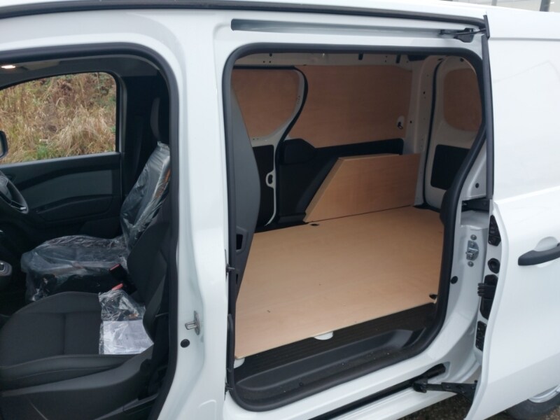 Used Renault Kangoo 2025 for sale - 76555897: Photo 6