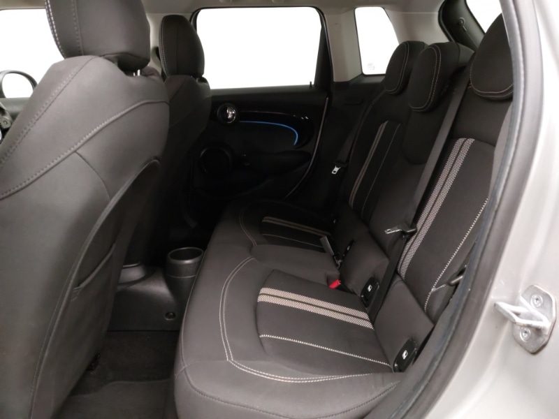 Used MINI Hatch 2023 for sale - 77981042: Photo 6