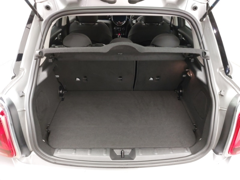 Used MINI Hatch 2023 for sale - 77981042: Photo 8