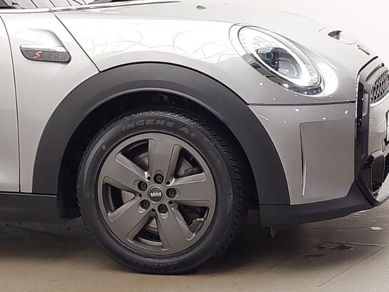 Used MINI Hatch 2023 for sale - 77981042: Photo 9