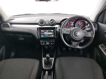 Used Suzuki Swift 2023 for sale - 76619366: Photo