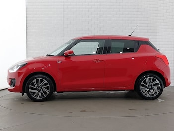 Used Suzuki Swift 2023 for sale - 76619366: Photo