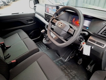 Used Vauxhall Vivaro 2024 for sale - 76861418: Photo