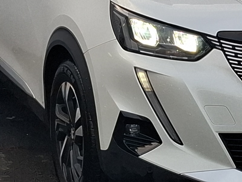 Used Peugeot 2008 2020 for sale - 76652067: Photo 9