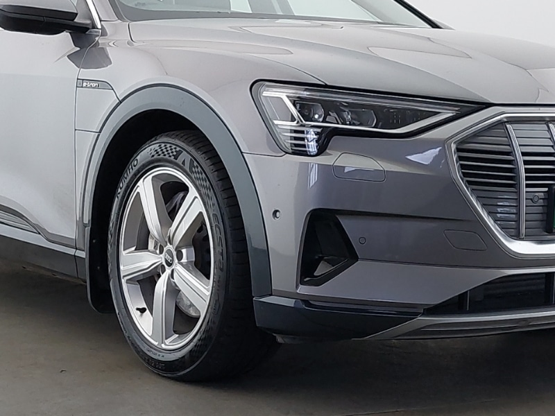 Used Audi e-tron 2021 for sale - 76578608: Photo 9