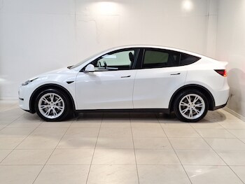 Used Tesla Model Y 2022 for sale - 77690299: Photo
