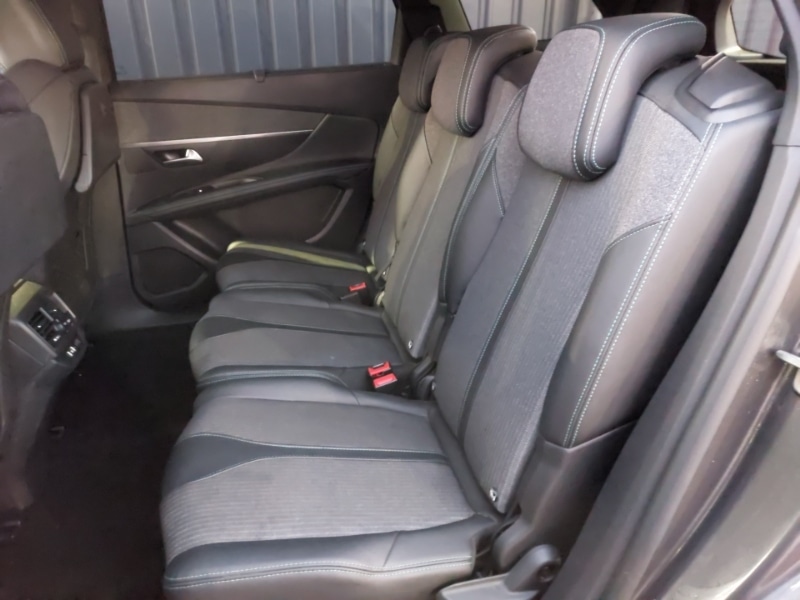 Used Peugeot 5008 2023 for sale - 77025041: Photo 6