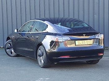 Used Tesla Model 3 2019 for sale - 76596898: Photo