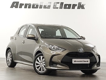 Used Toyota Yaris 2022 for sale - 76492661: Photo