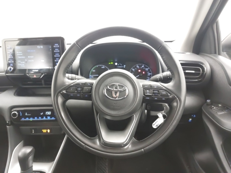 Used Toyota Yaris 2022 for sale - 76492661: Photo 7