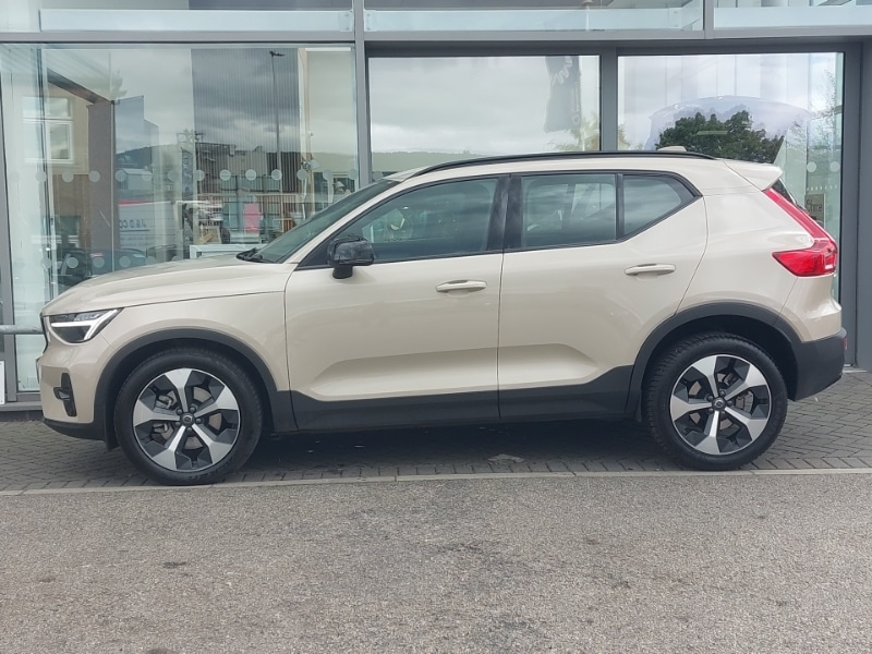 Used Volvo XC40 2024 for sale - 76920942: Photo 4