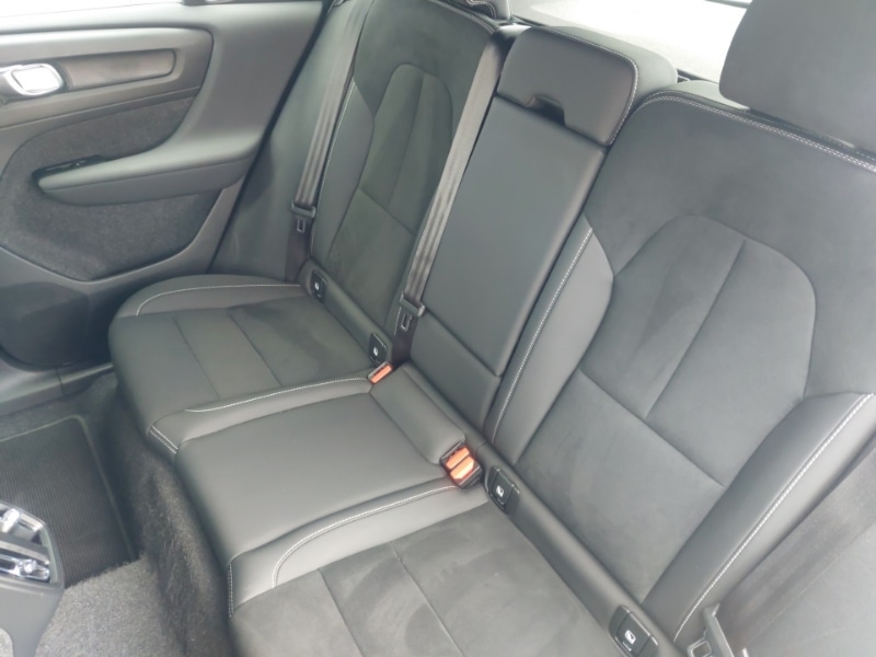 Used Volvo XC40 2024 for sale - 76920942: Photo 6