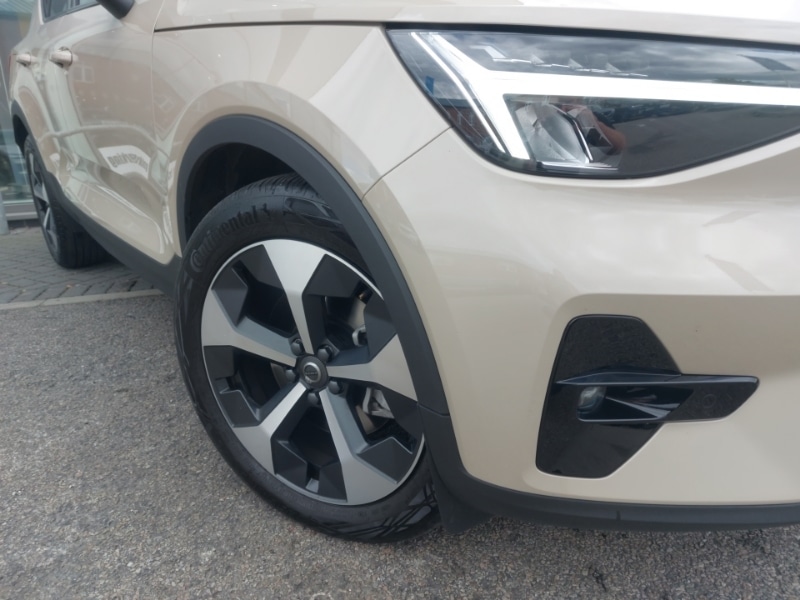 Used Volvo XC40 2024 for sale - 76920942: Photo 9